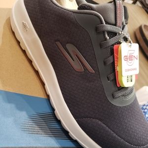 Sketchers performance go walk